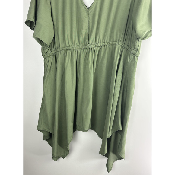 NWT Torrid Babydoll Challis Sharkbite Flutter Sleeve Top Green Plus Size 2 2X - Picture 13 of 16